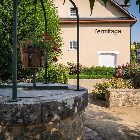 Logis L'Ermitage Hotel & Restaurant Saulges Eksteriør bilde