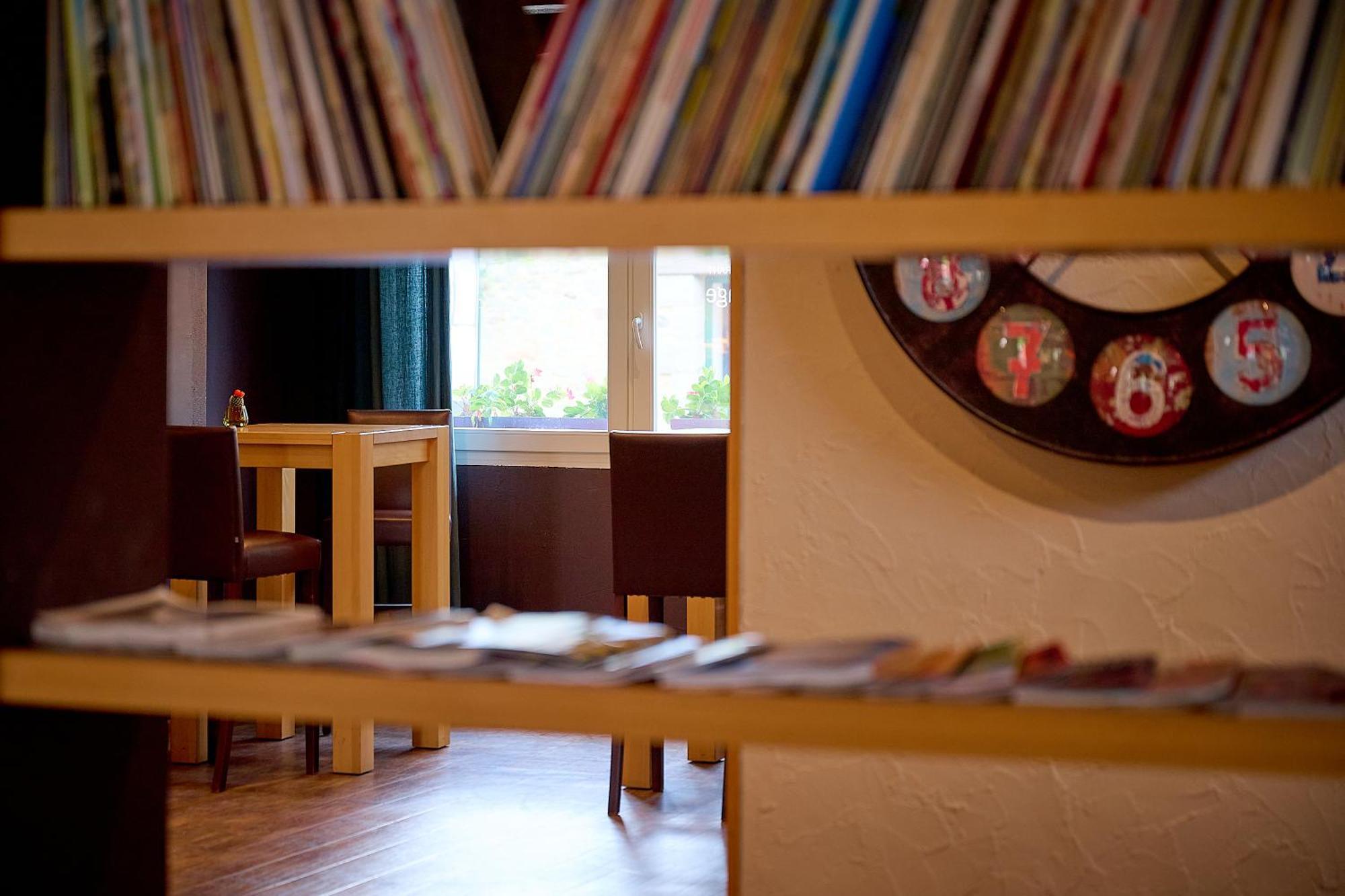 Logis L'Ermitage Hotel & Restaurant Saulges Eksteriør bilde